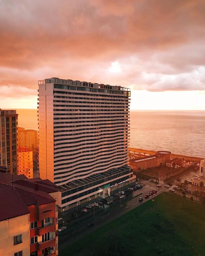 Orbi Dima Apart. Batumi Apartamento Exterior foto